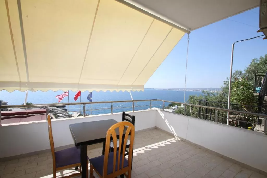 Ble Ble Apart 1 bdrm sv 5.jpg